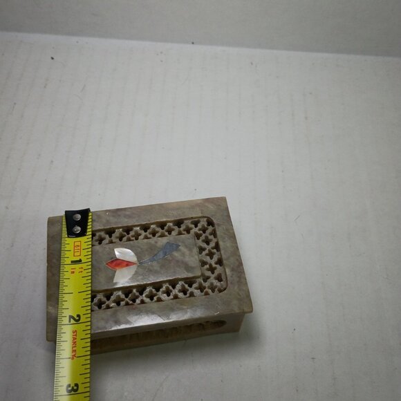 Vintage Handmade Soapstone Trinket Box Mother Of Pearl Floral Inlay Made India - Picture 7 of 7